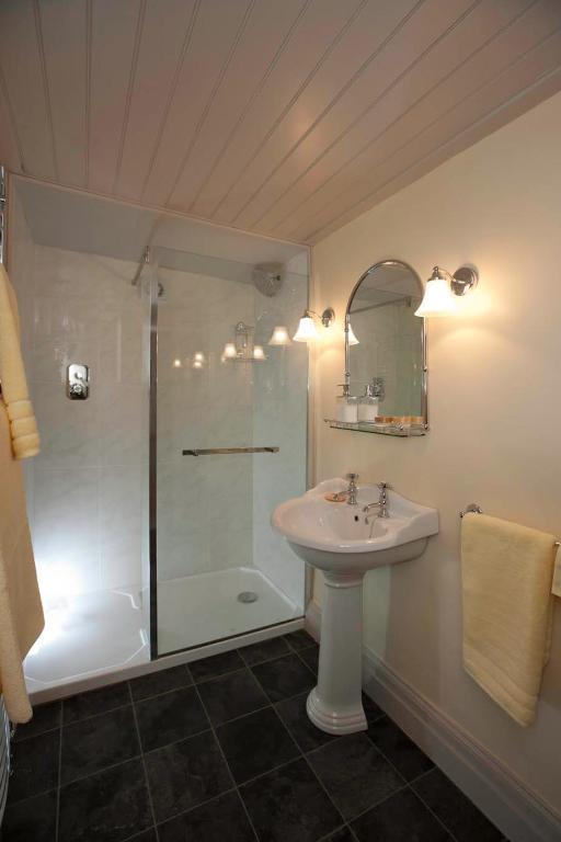 Number 5 Bed and Breakfast Shaftesbury Kamer foto
