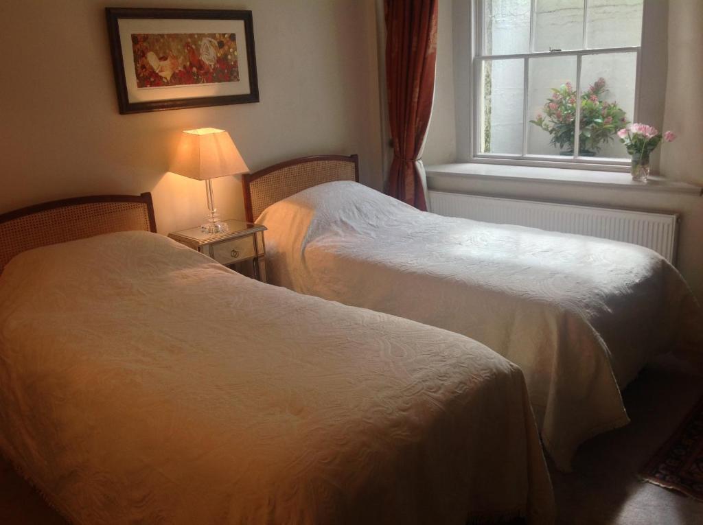 Number 5 Bed and Breakfast Shaftesbury Kamer foto